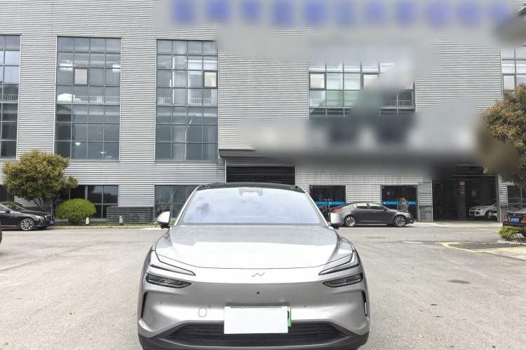 Used ONVO L60 2024 60 kWh Rear-Drive Version Exterior 5