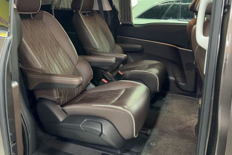 Used Buick GL8 2023 Land Executive Class 652T Luxury Model