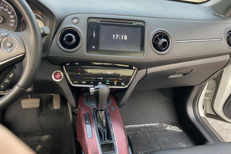 Used Honda XR-V 2015 1.8L VTi CVT Luxury Edition Interior 2