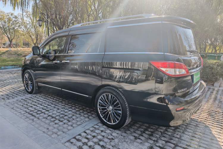 Used Nissan Quest 2015 3.5L SL