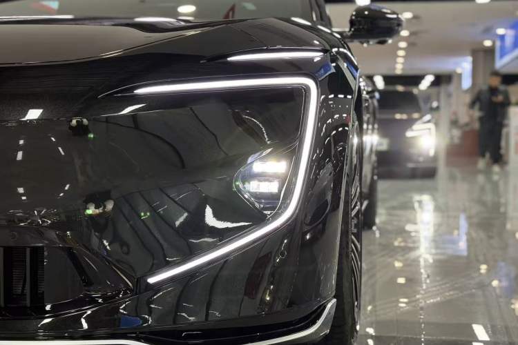 Used Avatr 12 2026 Ultra Pure-Electric All-Wheel-Drive Version Exterior 6