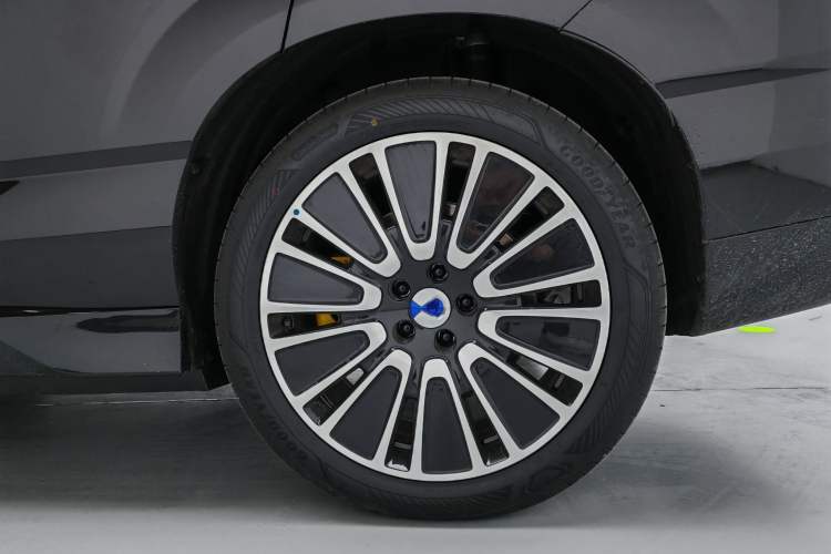 Used Denza N8L 2025 Model Flagship Model
