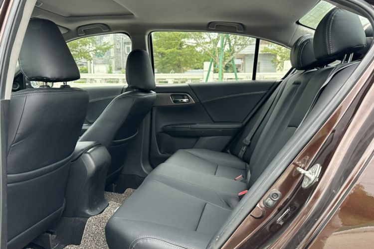 Used Honda Accord 2015 2.0L LX Comfort Edition
