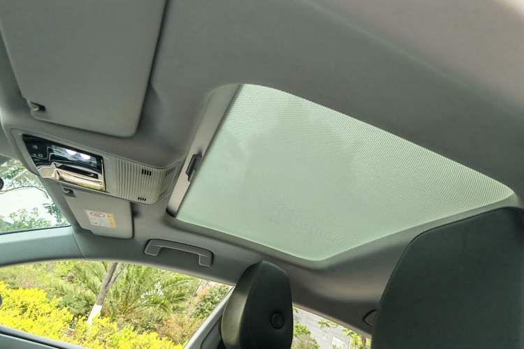 Used Volkswagen Lamando 2023 Lavida L 280TSI DSG Cool & Spicy Edition
