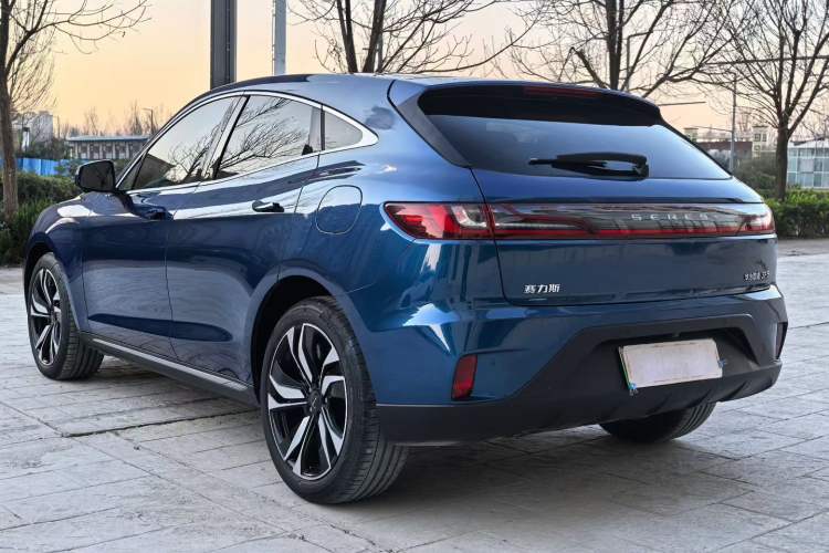 Used SERES SF5 2021 Four-Wheel Drive Freedom Expedition Edition
