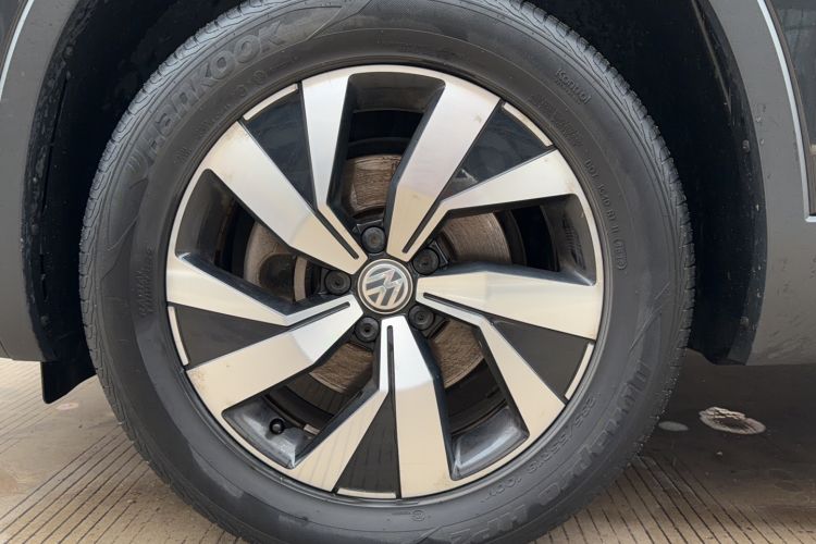 Used Volkswagen Tayron 2019 330TSI Two-Wheel Drive Luxury Model China VI Standard Exterior 3