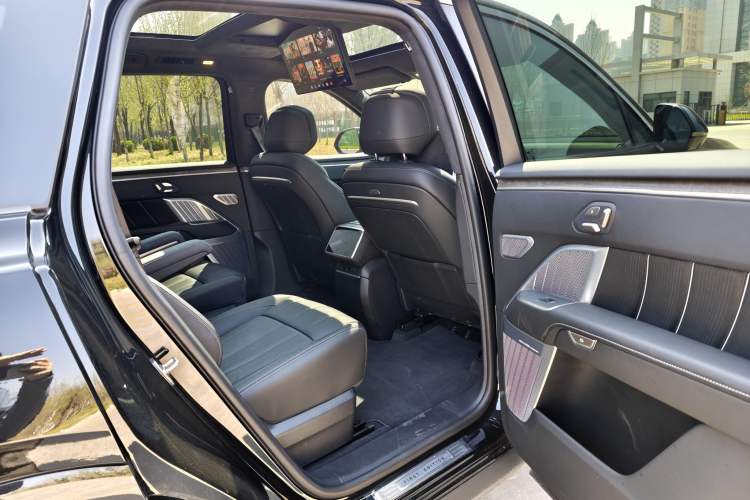 Used ONVO Luxeed L90 2025 Model—Max Six-Seater Version Interior 3