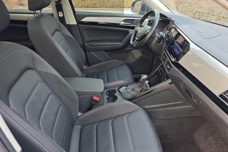 Used Volkswagen Tayron 2020 330TSI Two-Wheel Drive Luxury Smart Connectivity Version