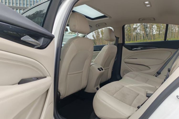 Used Buick Regal 2017 30H Elite Version