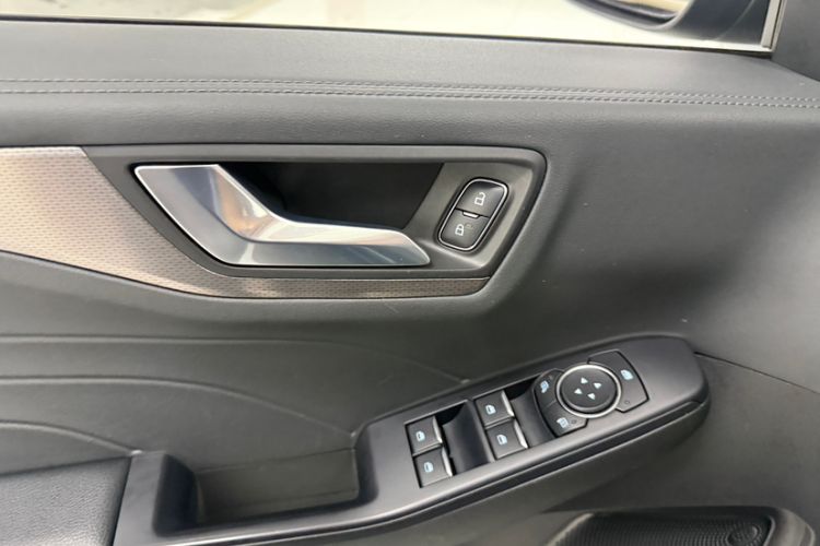 Used Ford Escape 2020 EcoBoost 245 Two-Wheel-Drive Comfort Edition