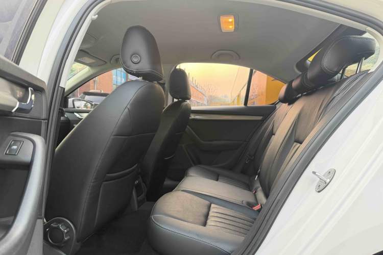 Used Skoda Octavia 2018 TSI230 DSG Comfort Edition
