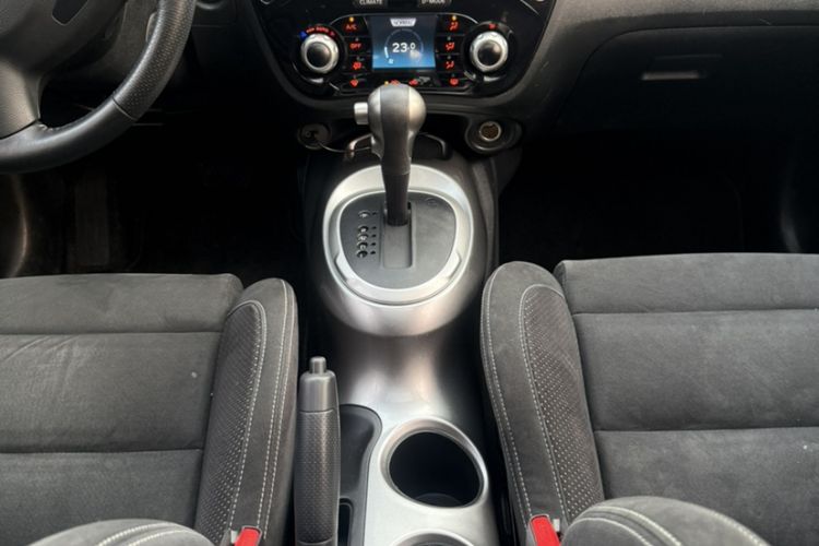 Used Infiniti ESQ 2014 1.6L Spontaneous Edition