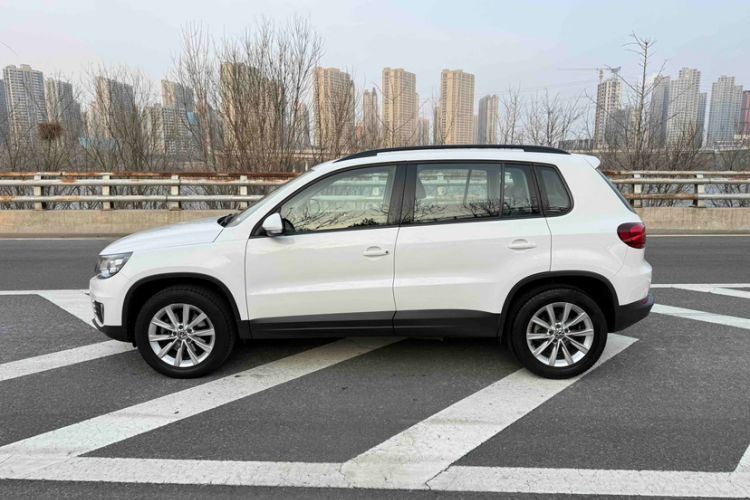 Used Volkswagen Tiguan L 2015 1.8TSI Automatic Two-Wheel Drive Comfort Edition
