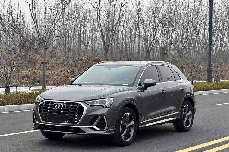 Used Audi Q3 2022 35 TFSI Fashion Dynamic Model
