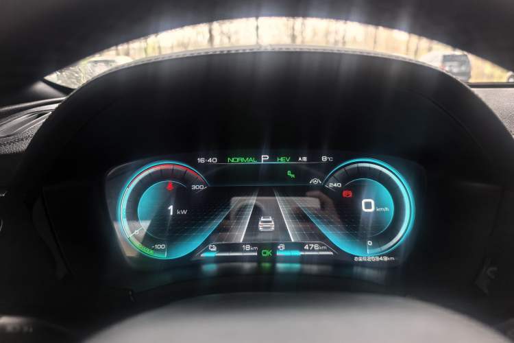 Used BYD Song PLUS New Energy 2021 DM-i 110KM Flagship PLUS Odometer Close Up