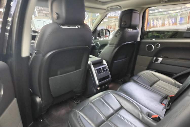 Used Land Rover Range Sport 2019 3.0 SC V6 Special Edition Exterior 9