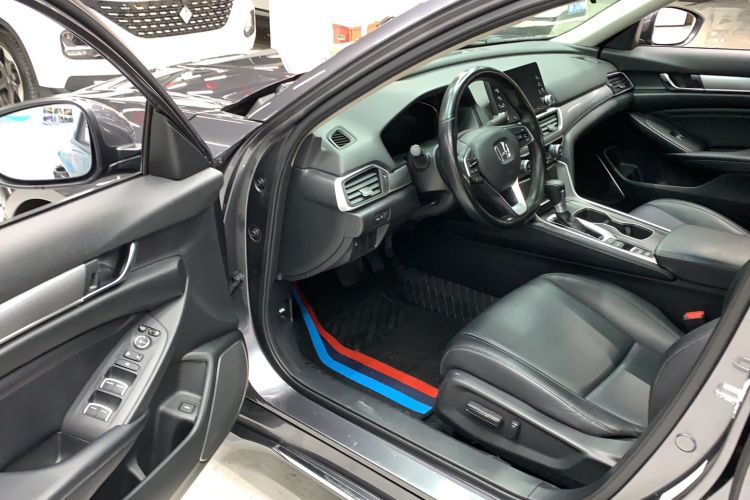 Used Honda Accord 2018 260TURBO Elite Edition China VI Driver Seat
