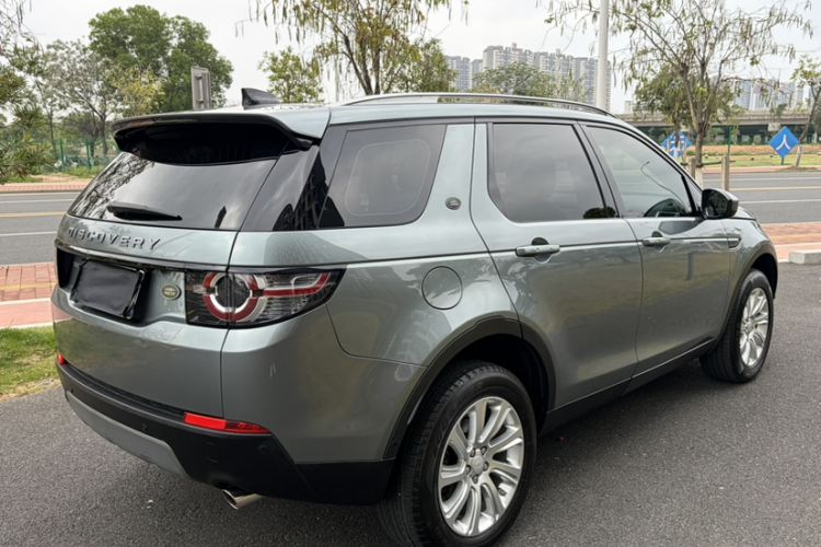 Used Land Rover Discovery Sport 2019 240 PS SE Version China VI Standard