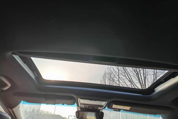 Used Honda Elysion 2024 2.0L eHEV Ultimate Edition