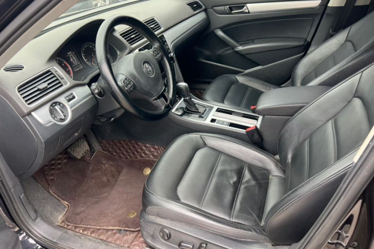 Used Volkswagen Passat 2015 1.8TSI DSG Prestige Edition Right Front Seat