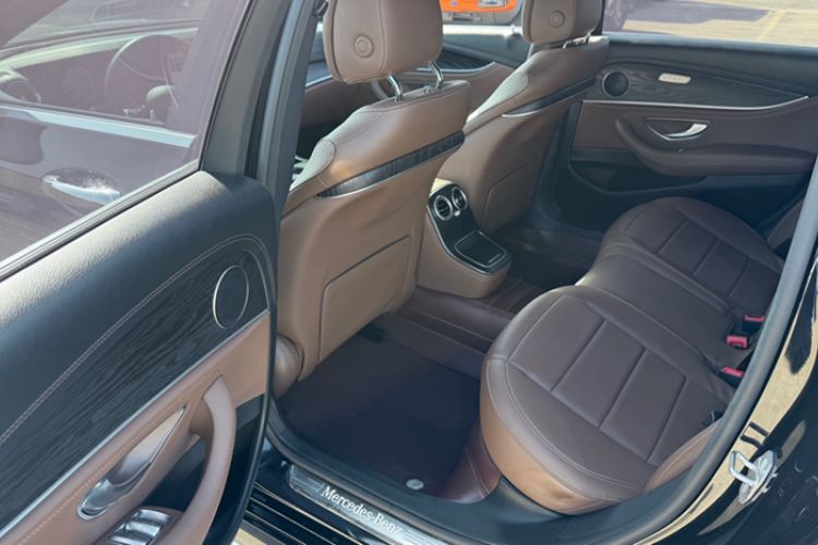 Used Mercedes-Benz E-Class 2022 E 300 L Sporty and Stylish Model
