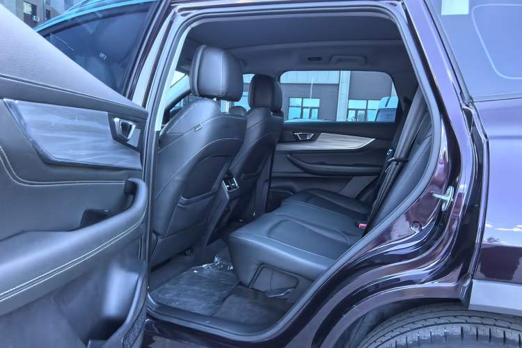 Used Chery Tiggo 8 PLUS 2021 290TGDI DCT Haoting Edition