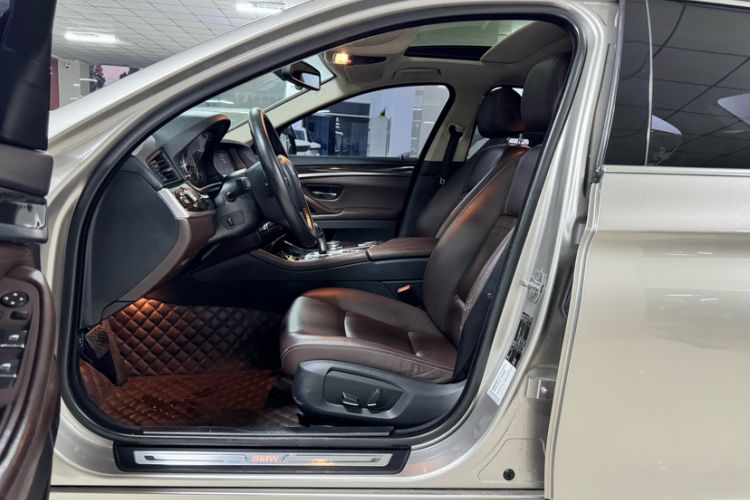 Used BMW 5 Series 2014 525Li Luxury Design Package Exterior 8