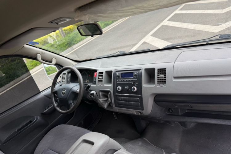 Used Foton Scenic G9 2021 2.4L Gasoline Commercial Version Long Wheelbase High Roof 2-Seater Van Model 4K22D4M