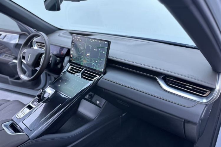 Used Wey Mocha 2021 2.0T Two-Wheel-Drive Ultra-Strong Version