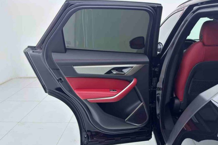 Used Jaguar F-PACE 2024 P250 R-Dynamic SE