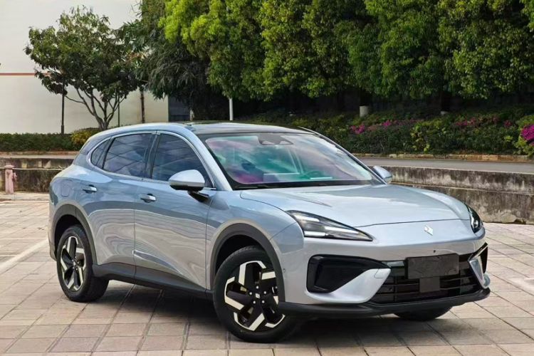 Used Baojun Yunhai 2024 140km Plug-in Hybrid Version
