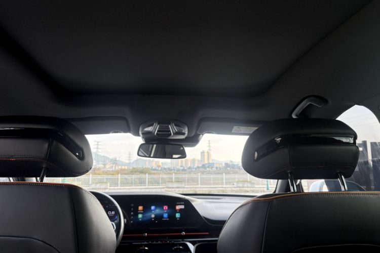 Used Baojun RC-6 2019 1.5T CVT 24-Hour Online Flagship Edition