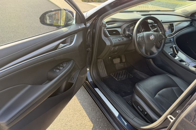 Used Buick LaCrosse 2021 552T Luxury Version
