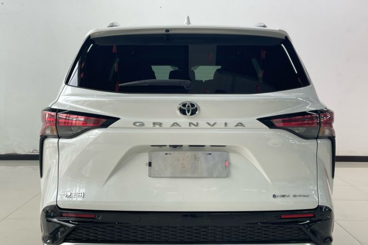 Used Toyota Granvia 2024 2.5L Hybrid Prestige PLUS Four-Wheel Drive Version Exterior 6