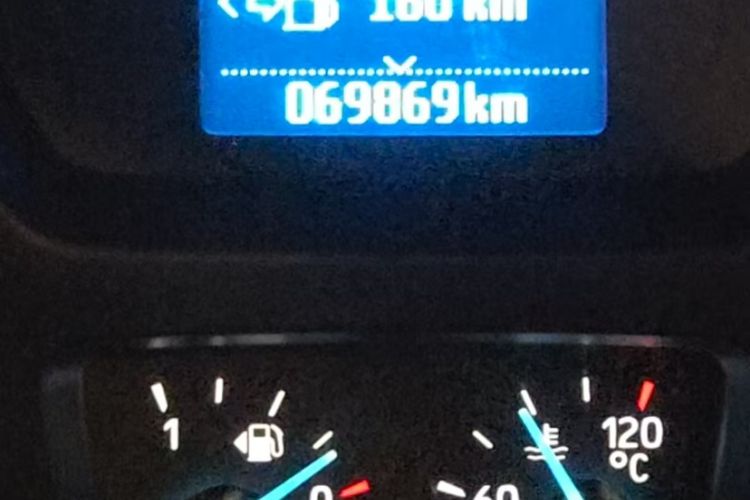 Used Ford Transit 2019 2.0T Gasoline Multi-Function Commercial Vehicle Short Wheelbase Mid-Roof 6-Seater China VI Standard