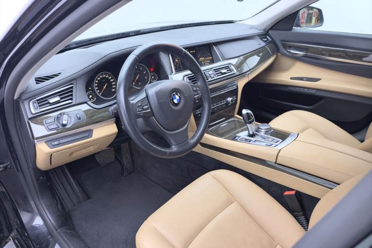 Used BMW 7 Series 2014 730Li Premium Edition Interior 1