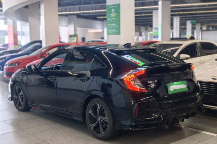 Used Honda Civic 2021 HATCHBACK 220TURBO CVT Trendy Cool Edition
