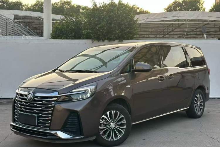 Used Buick GL8 2023 Land Executive Class Comfort Model