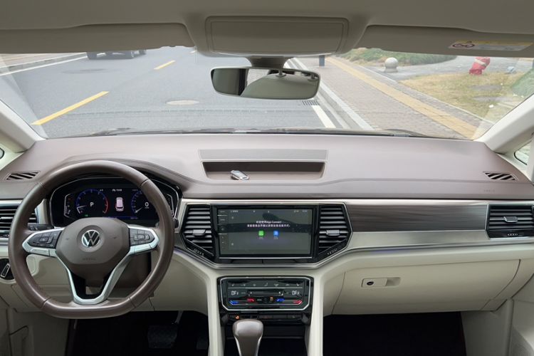 Used Volkswagen Viloran 2020 380TSI Prestige Edition Interior 5