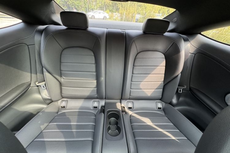 Used Mercedes-Benz C-Class 2018 C 200 Coupe Interior 8
