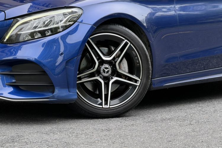 Used Mercedes-Benz C-Class 2020 C 260 Coupe Exterior 2