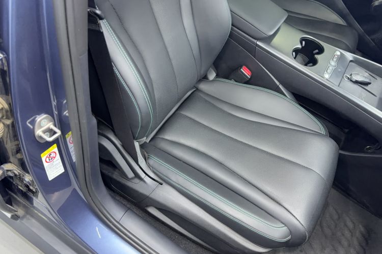 Used BYD Seal 06 New Energy 2025 EV 470KM Prestige Edition Right Front Seat