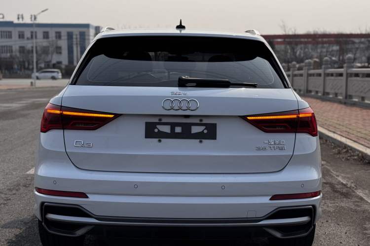 Used Audi Q3 2021 35 TFSI Progressive Dynamic Edition
