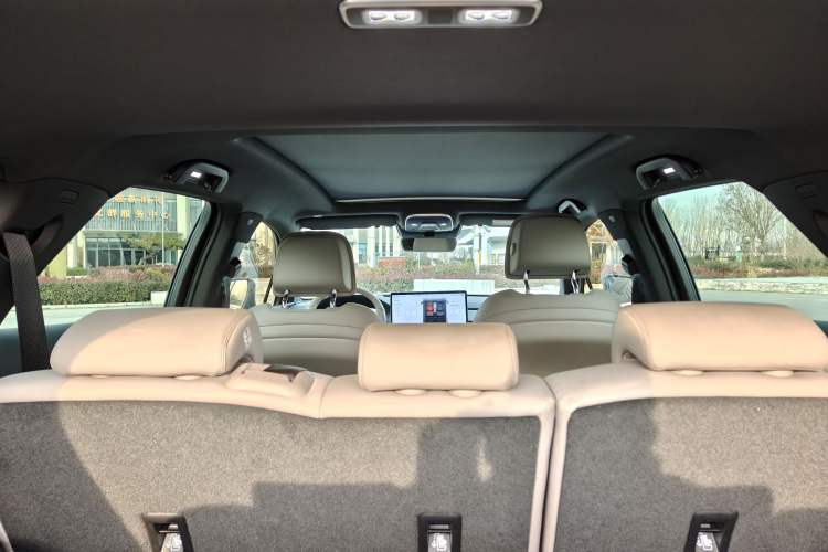 Used BYD Tang New Energy 2024 DM-i Glory Edition 112KM Flagship Model
