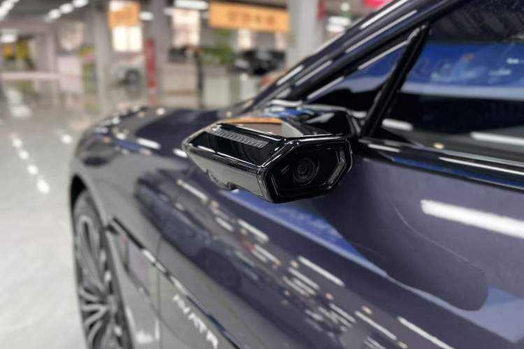 Used Avatr 12 2024 700 Three-Laser Rear-Wheel Drive Luxury Edition Exterior 7