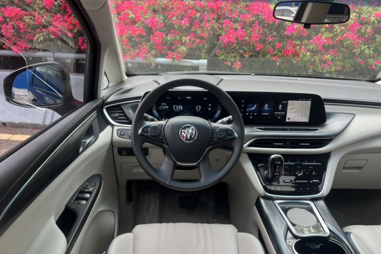 Used Buick GL8 2021 ES Landtrek 653T Comfort Edition