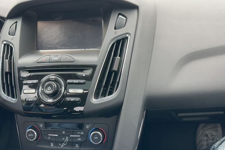 Used Ford Focus 2015 Sedan 1.6L Automatic Trend Model