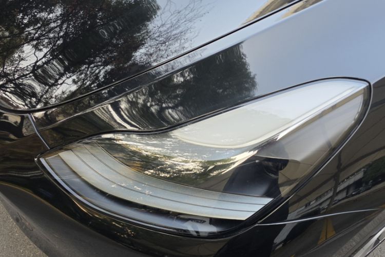 Used Tesla Model Y 2021 Standard Range Rear-Wheel Drive Version