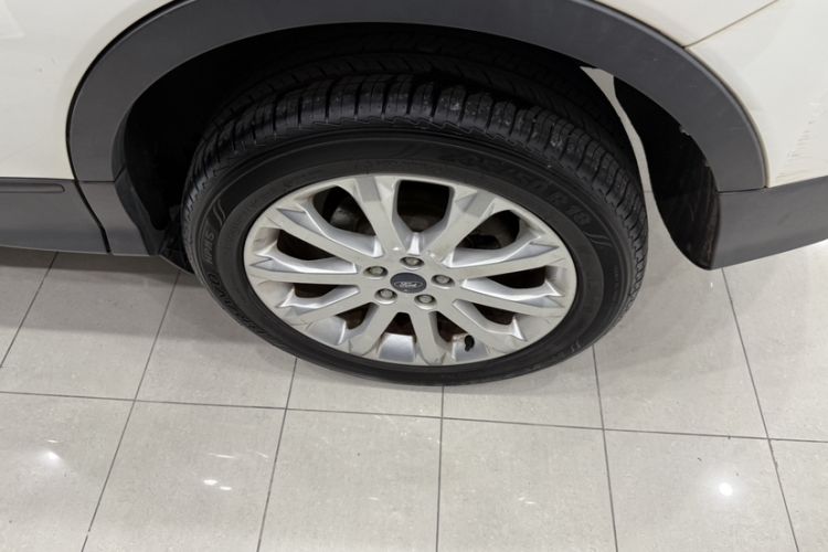 Used Ford Kuga 2013 1.6L GTDi Two-Wheel-Drive Trend Model Exterior 10