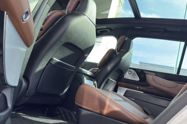 Used Lincoln Aviator 2020 3.0T V6 All-Wheel Drive Executive Version
